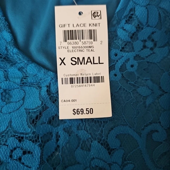 Charter Club Blue Floral Lace Top Size XS - Picture 4 of 8